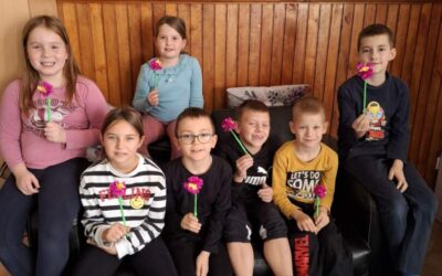 Domaćinstvo – izrada cvijeća od krep papira