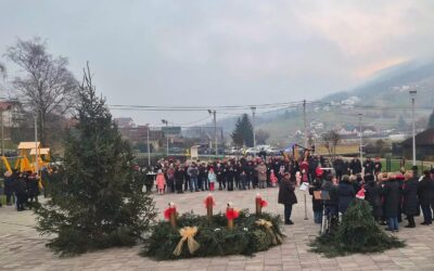 Paljenje treće adventske svijeće u Cvetlinu