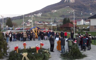 Prva adventska svijeća u Cvetlinu